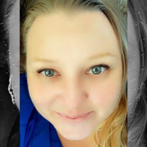 Meet your Posher, Kari